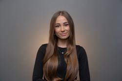 Danika  De Witt, estate agent